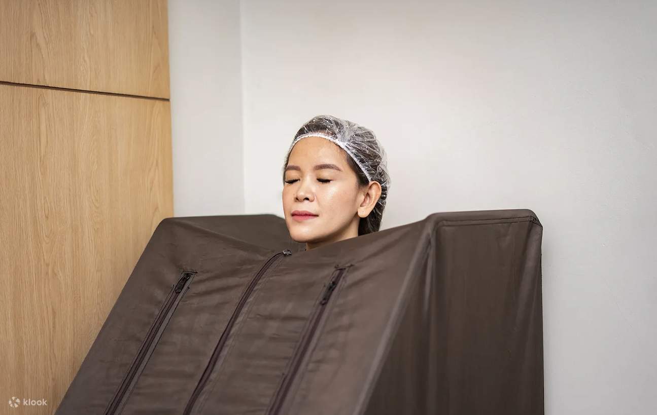 아나타 살롱 에몽 14 (반둥)