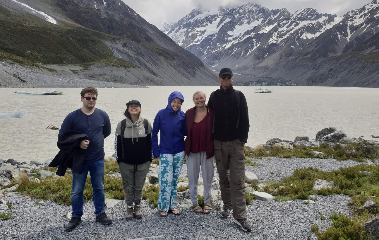 Mt Cook Day Tour via Lake Tekapo dari Christchurch