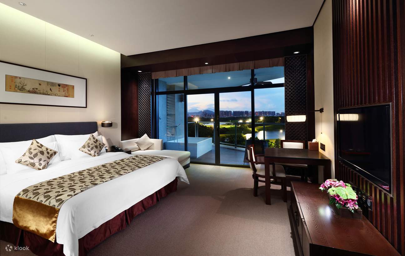 Shenzhen Castle Golf Hotel