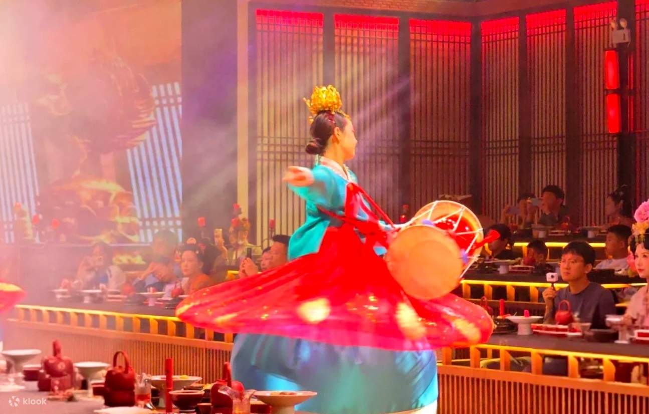 De la musique et de la danse à l'étiquette, chaque performance recèle des détails de la Dynastie Tang.