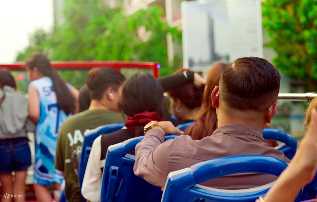 Phnom Penh: Tiket Bus Hop-On Hop-Off dengan Mekong Cruise Gratis