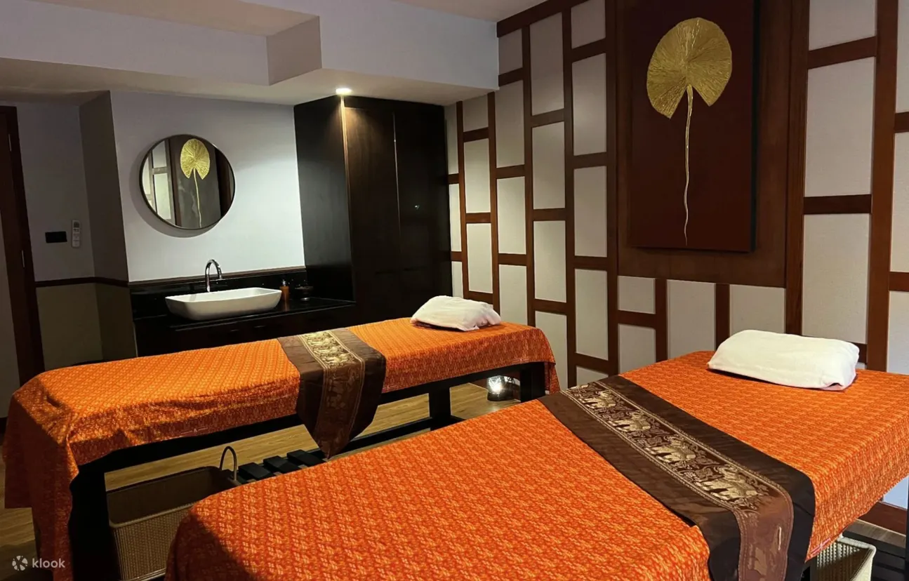 曼谷 So Thai Surawong Spa 体验