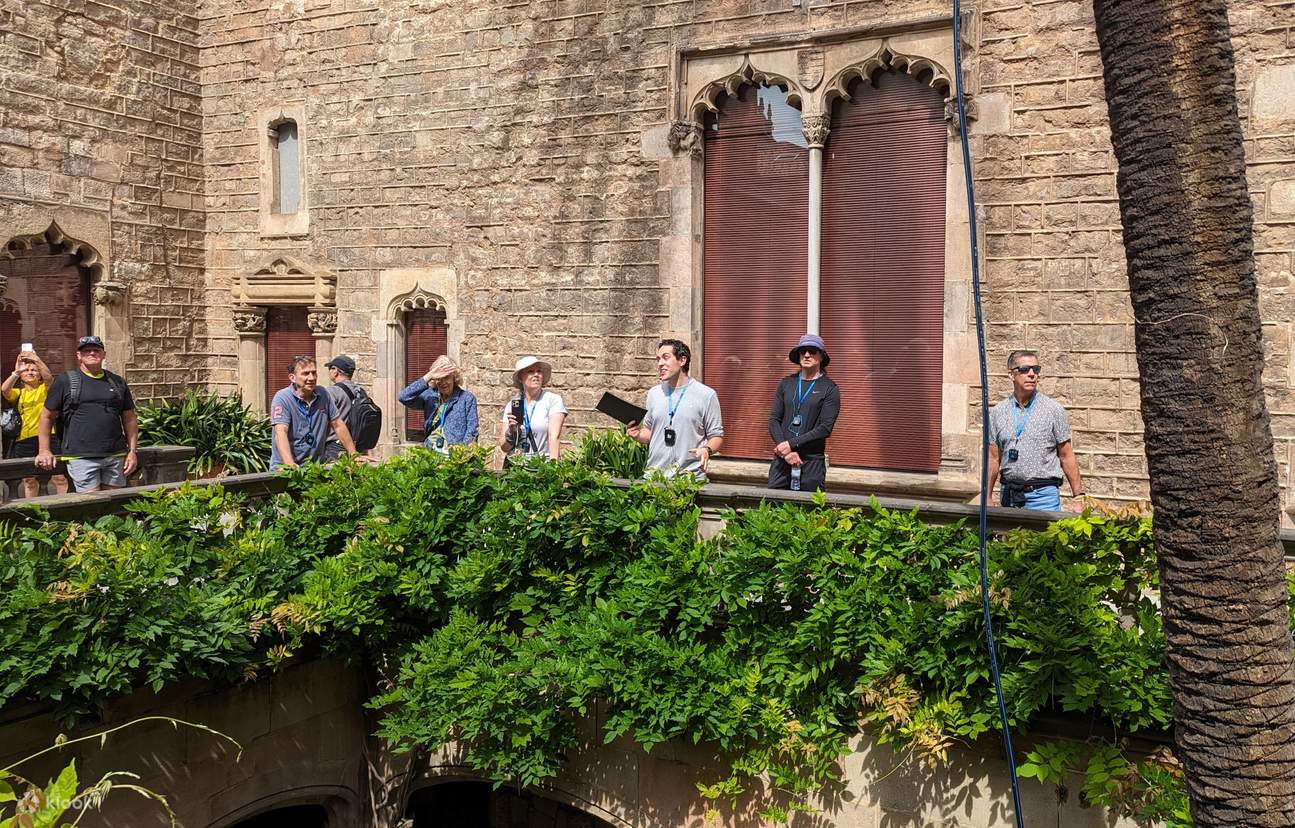 Gothic Quarter Walking Tour - Klook, Vereinigte Staaten