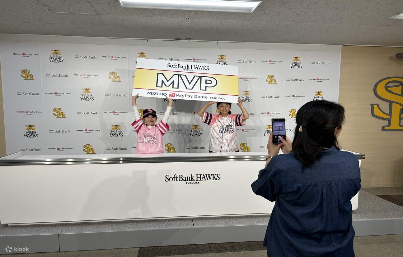 ประสบการณ์ SoftBank Hawks MIZUHO PayPay DOME FUKUOKA