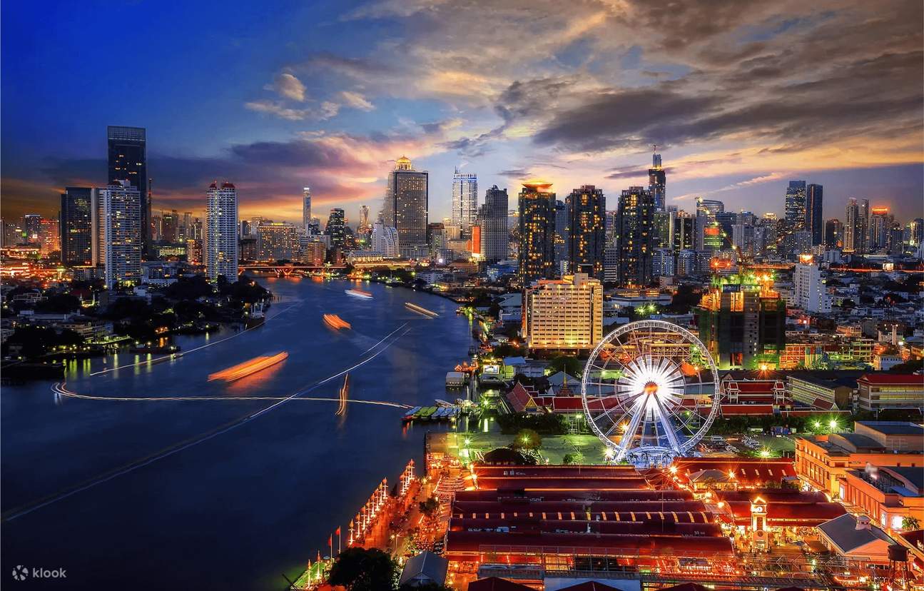 Asiatique Ferris wheel