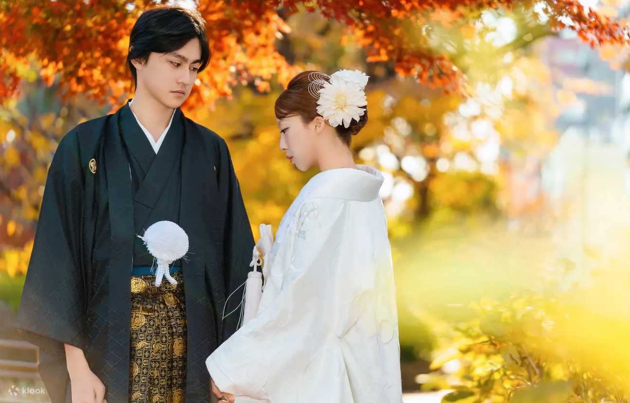穿着日本传统和服可以拍出美丽的照片。