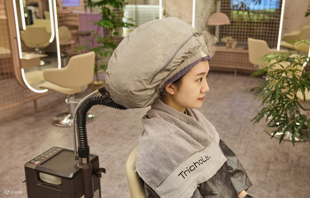 Hydra Booster และ HA Peel เพื่อผลัดเซลล์ผิวด้วยการอบไอน้ำ O3 และนวด EMS