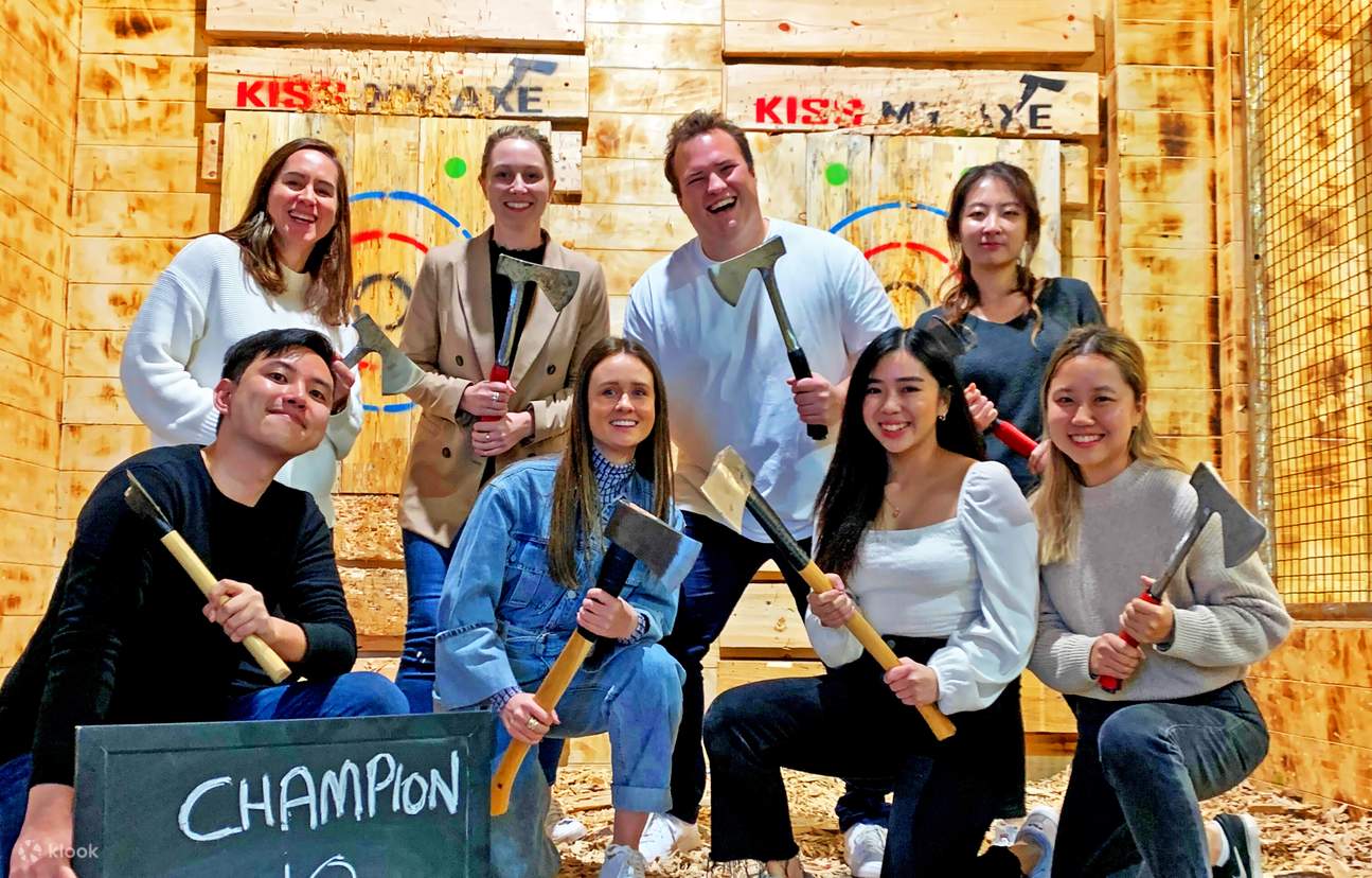 group axe throwing