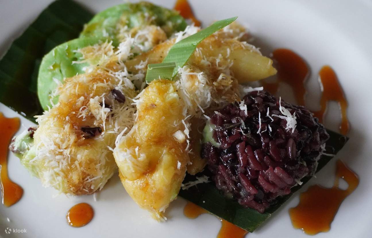 Taller sobre ofrendas, danza y música en Inmersión Cultural en Bali