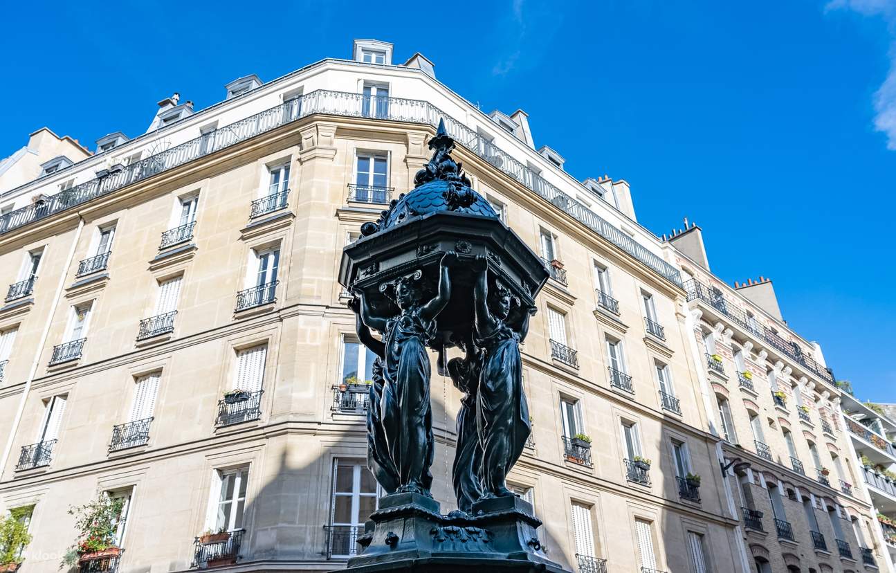 Montmartre Self Guided Walking Tour with an APP - Klook