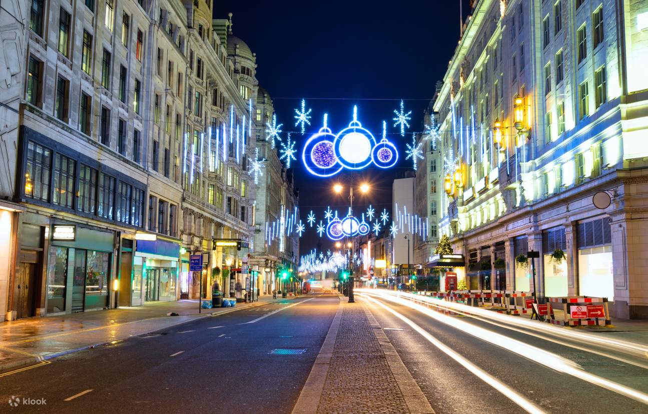 Experience the Magic of London's Christmas Lights on a Guided Walking