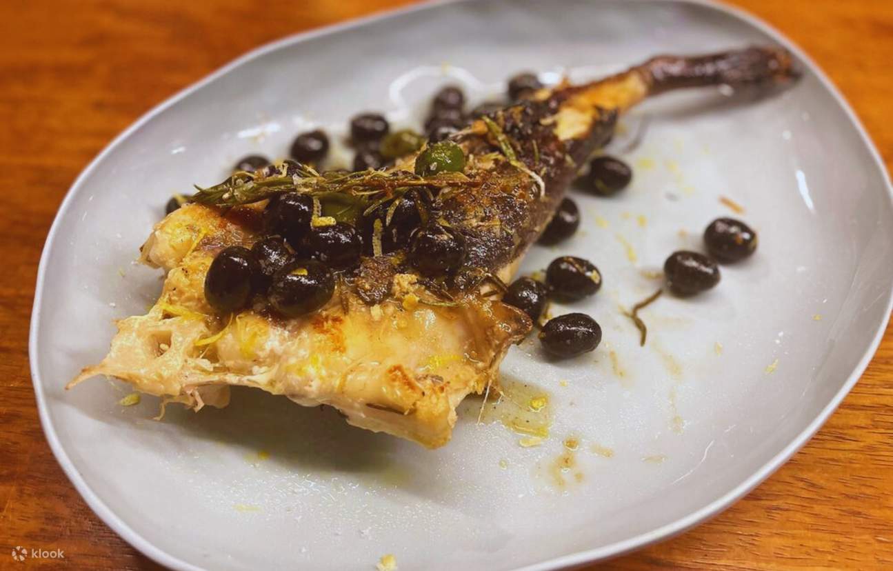 Garpu di Hutan: Kedai Italia