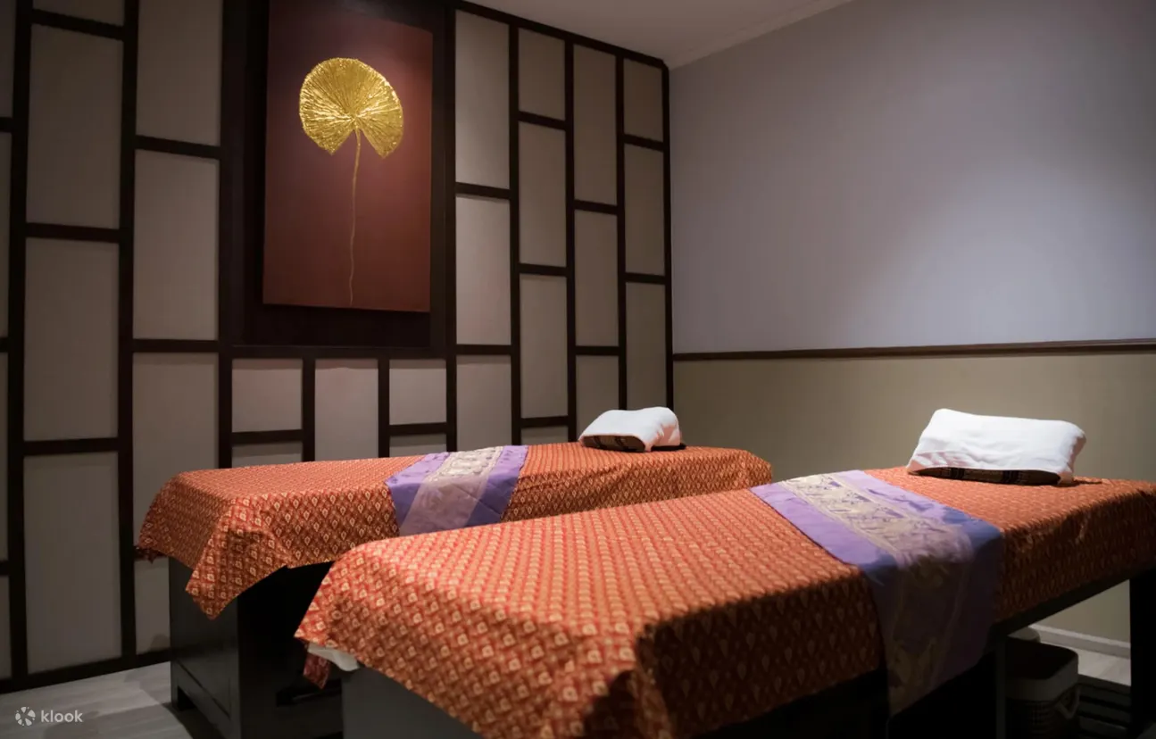 曼谷 So Thai Surawong Spa 体验