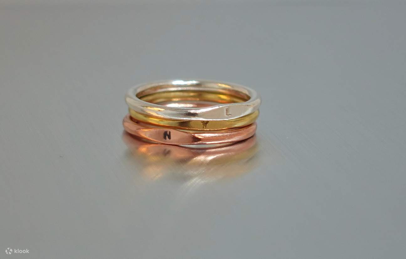 Tainan: LYNLI STUDIO Taller de orfebrería de Lee Ni Diseño