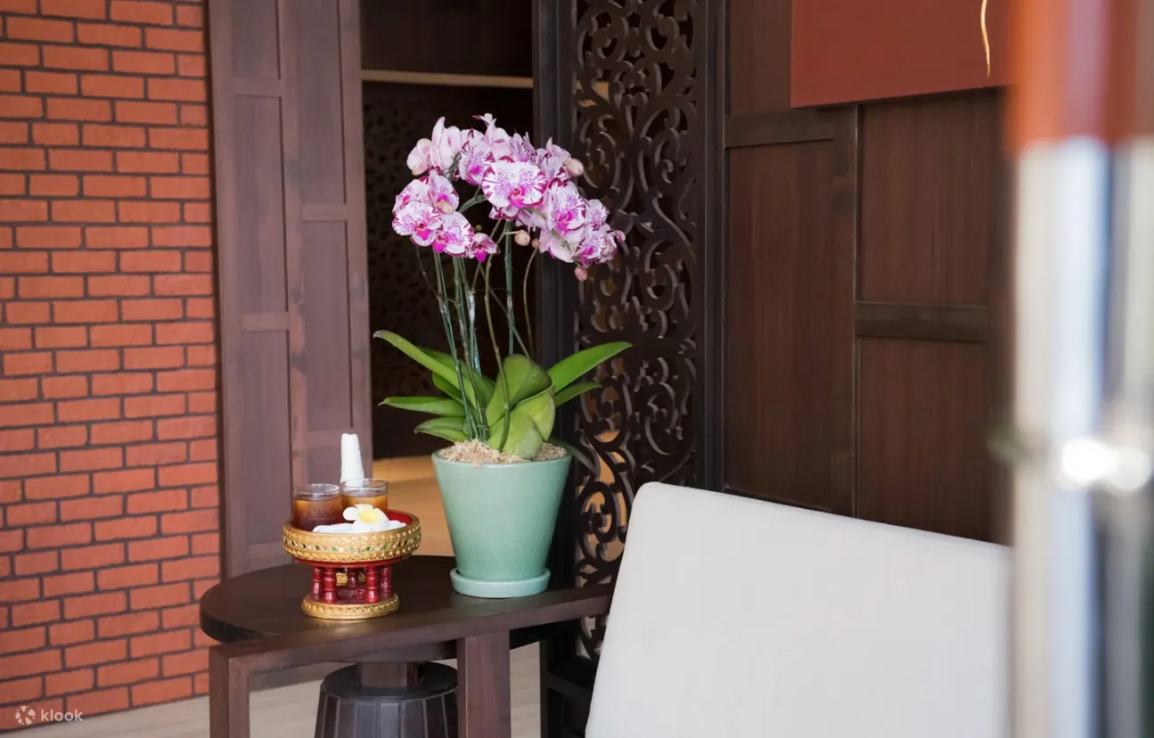 曼谷 So Thai Surawong Spa 体验