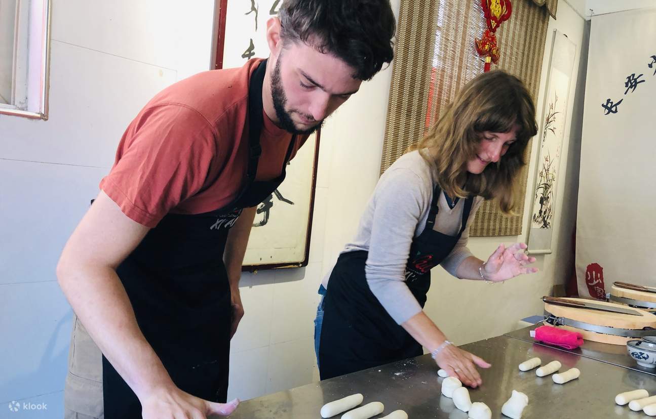 Corso di cucina di Biang Biang Noodles a Xi'an con visita al mercato - Eatwith