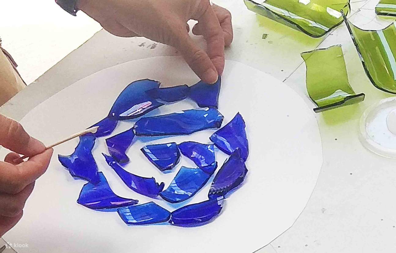 Glow & Glass: Искусное ремесленное искусство