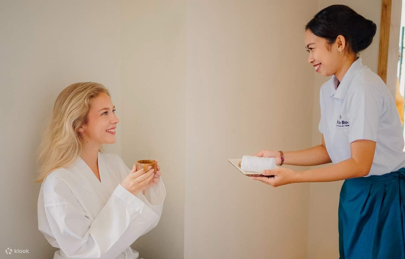 Начните свое путешествие к расслаблению с подлинным балийским гостеприимством