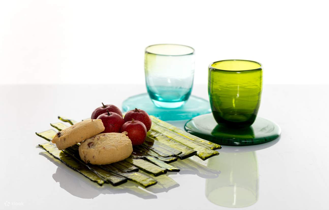 Glow & Glass: Pengalaman Kerajinan Artistik