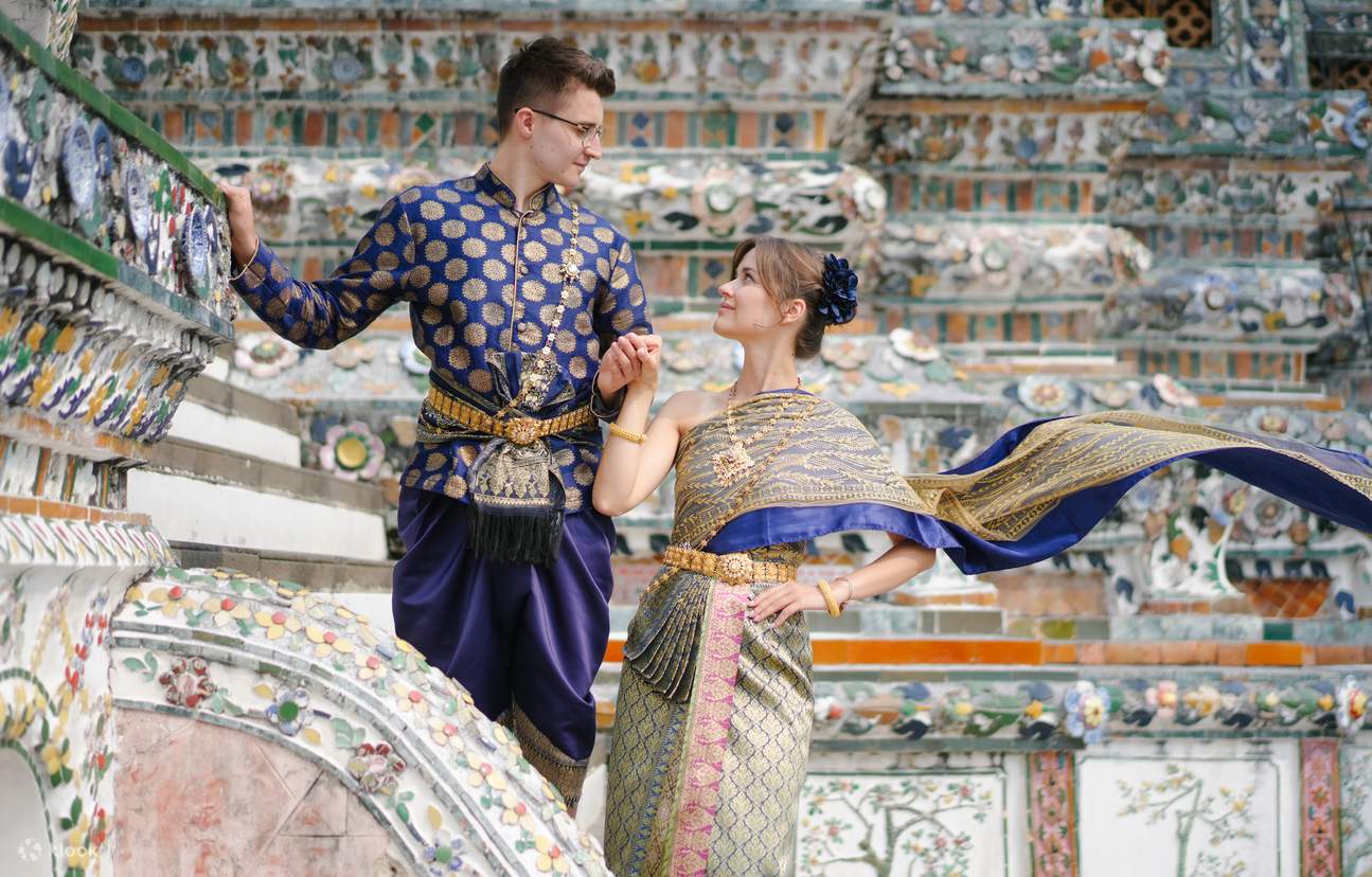 Photographer Thai Costume Rental at Wat Arun, Bangkok Klook Hong Kong