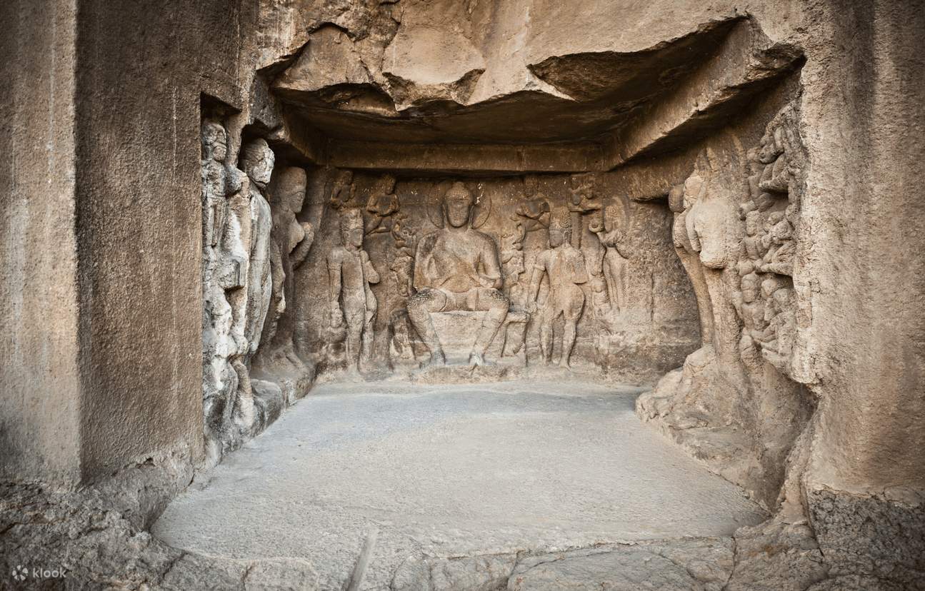 엘로라 석굴 입장권 (선택 사항: 가이드)