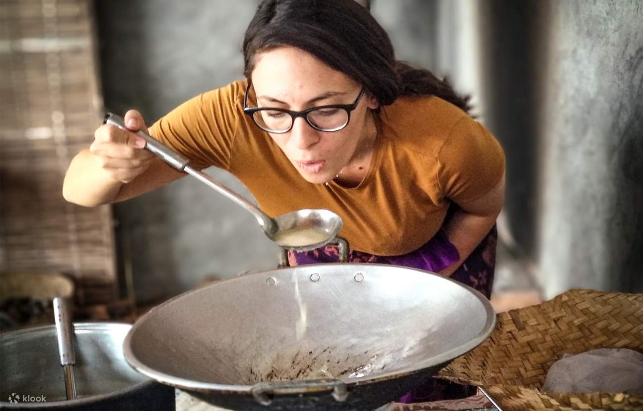 cocinar al vapor el aceite extraído de los cocos