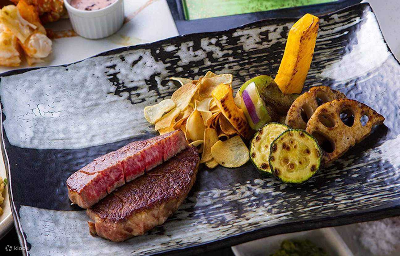 teppanyaki steak and vegetables at Teppanyaki Kinyotei in Fukuoka Hilton