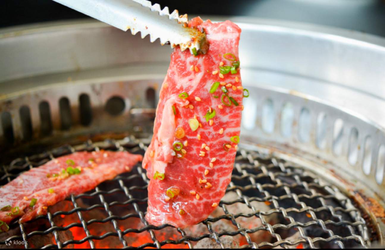 Yakiniku-Tei Rokkasen (焼肉亭 六歌仙) ở Shinjuku - Món BBQ kiểu Nhật ăn thỏa sức nổi tiếng