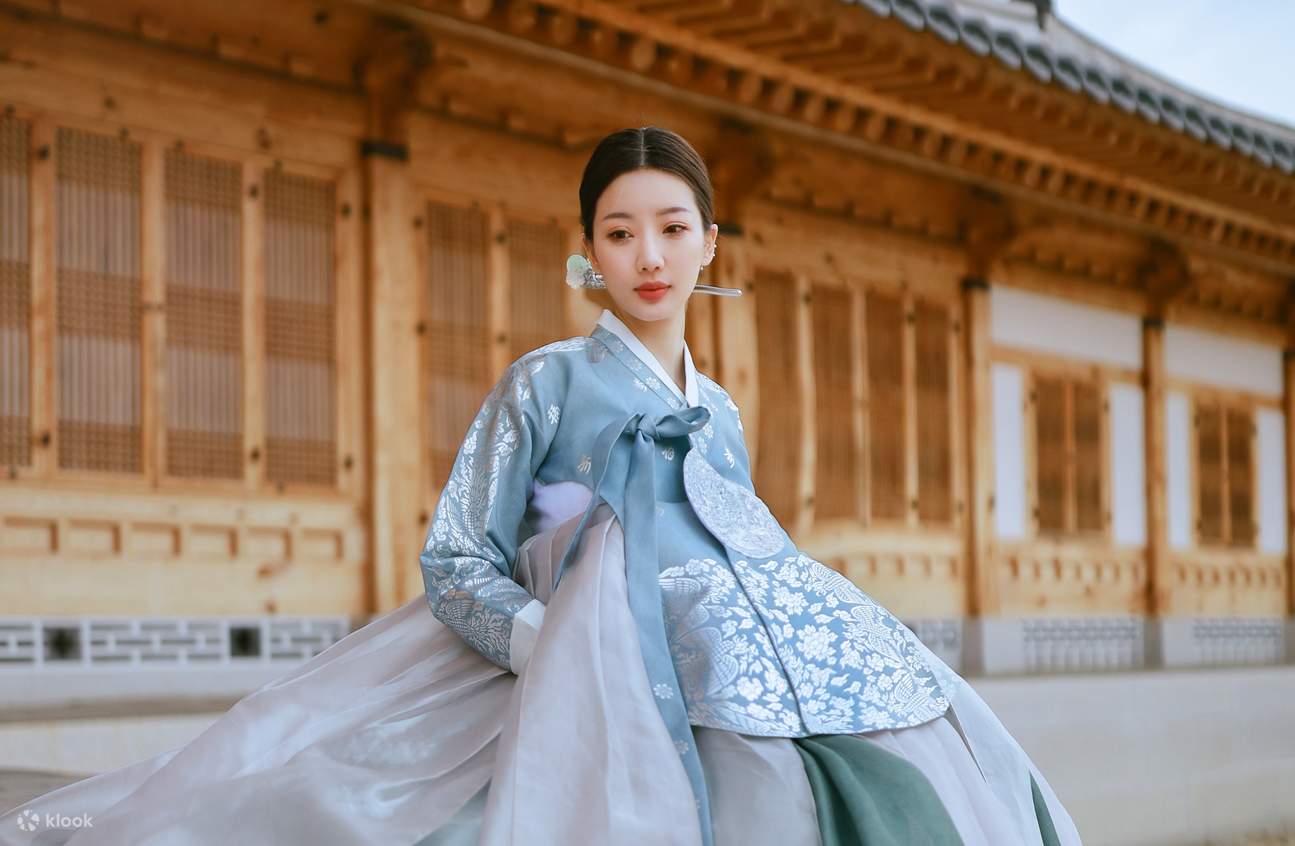 傳統戲劇女王韓服