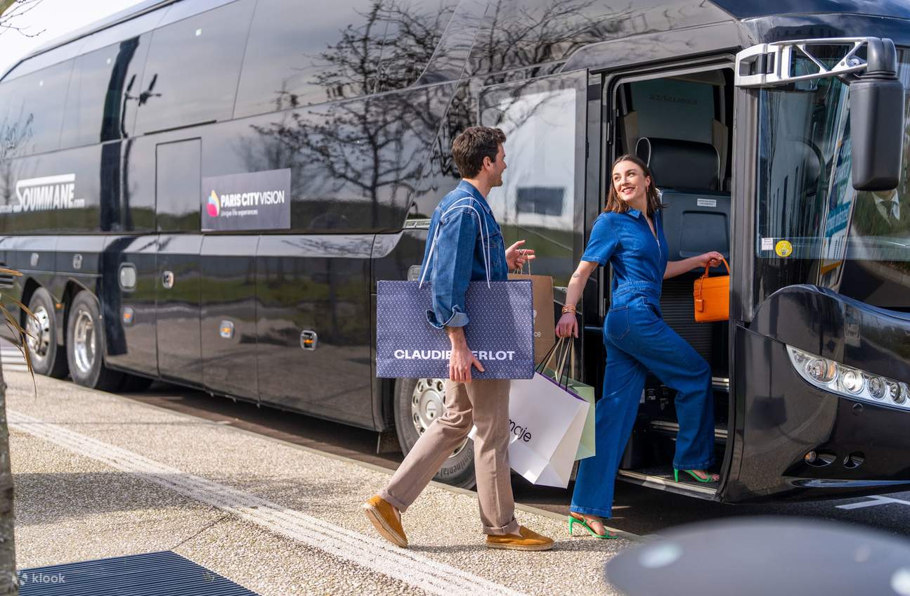Mua sắm thỏa thích, sau đó lên thẳng xe buýt. Tận hưởng hành trình mua sắm sang trọng không căng thẳng với Paris City Vision