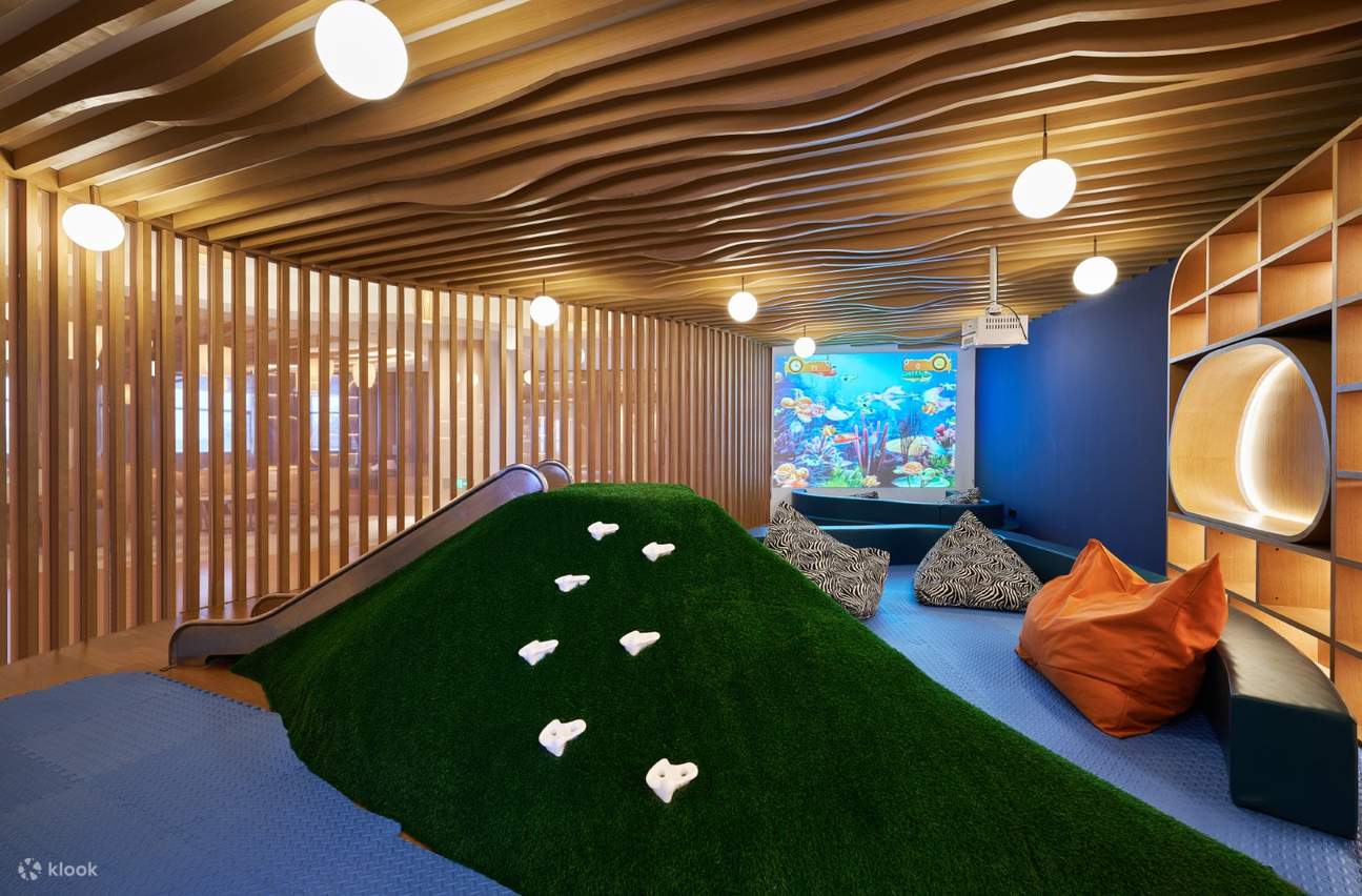 Club Med Changbaishan Resort (Accommodation + All-day Dining + Professional Skiing Lessons + Unlimited Skiing Experience + Hot Spring Center + Evening Parties)