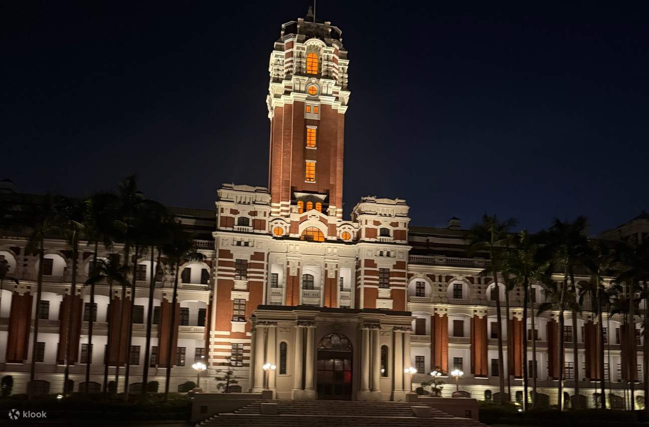 Tur Ganda Bus Tingkat Senja di Taipei