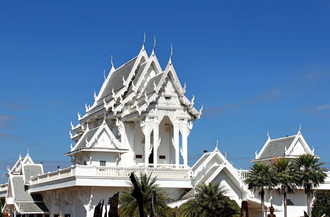 2D1N Ubon Ratchathani Temple Tour - Klook India