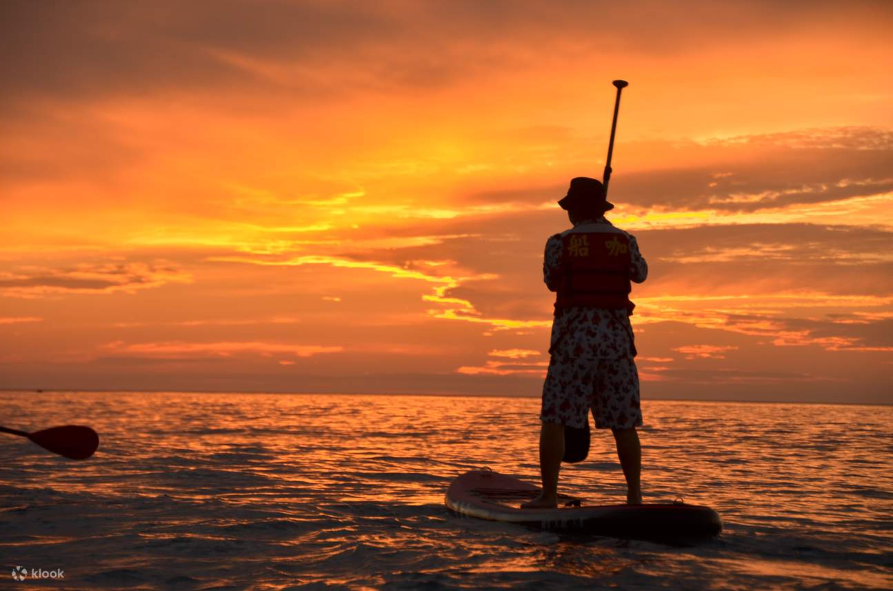 ผาชิงสุ่ยยามเช้าตรู่: ประสบการณ์พายเรือคายัคและ SUP รับแสงตะวัน