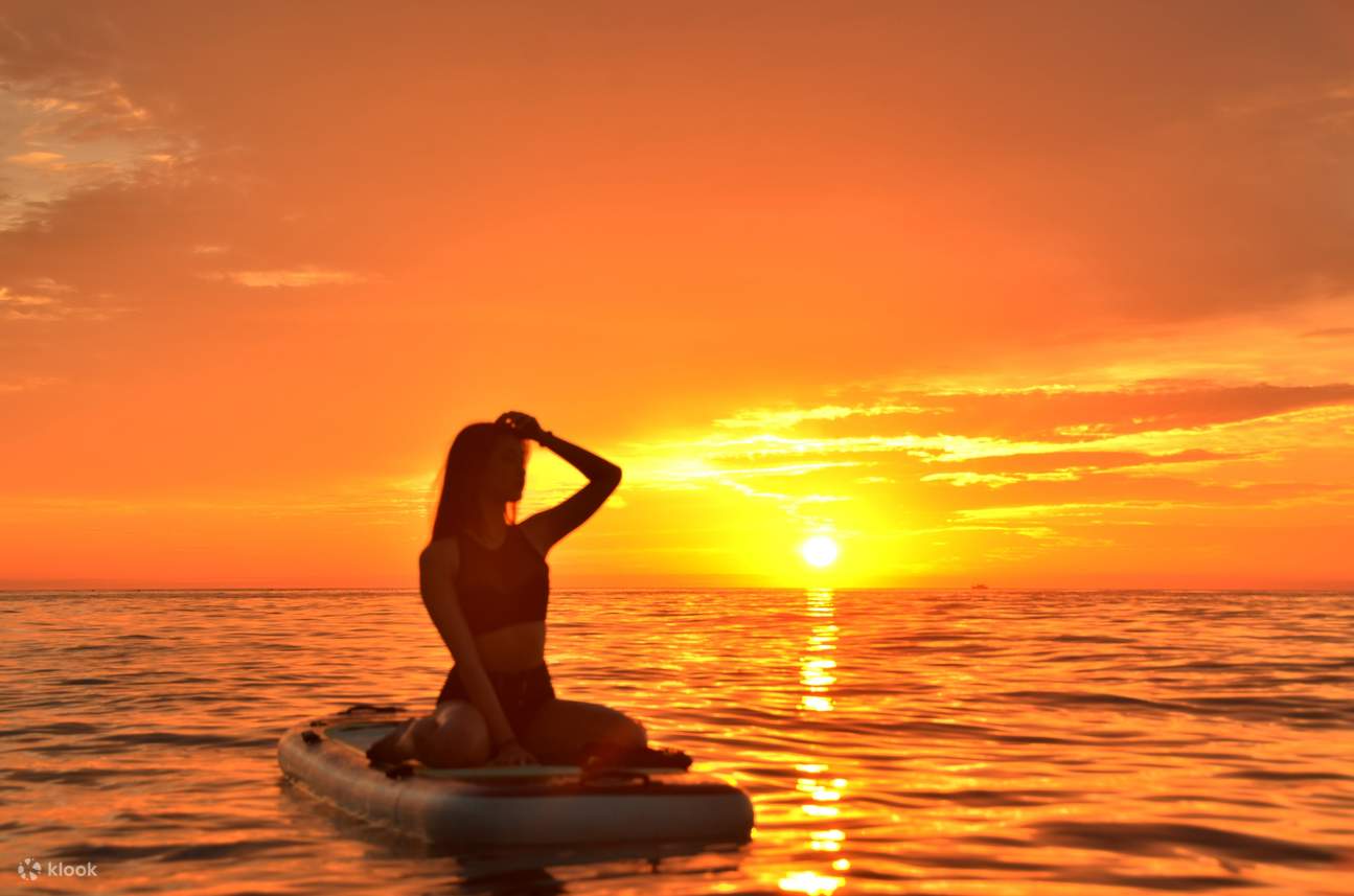 ผาชิงสุ่ยยามเช้าตรู่: ประสบการณ์พายเรือคายัคและ SUP รับแสงตะวัน