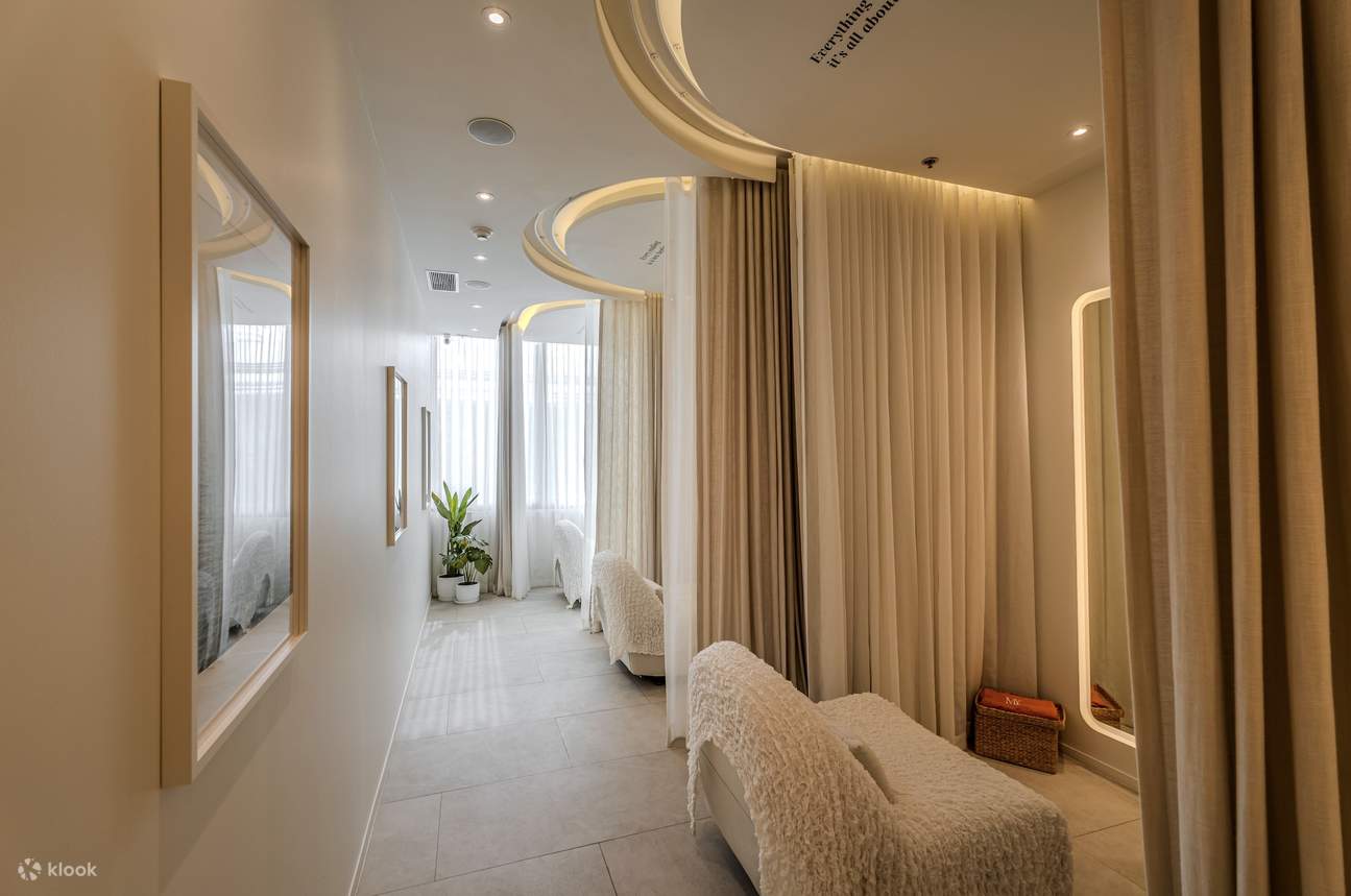 Maison Ysae в Gaysorn Amarin в Бангкоке