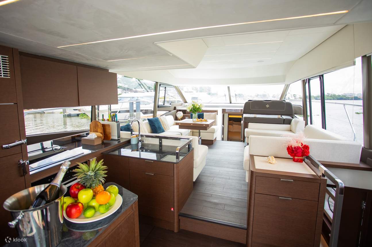 Prestige 590 - 12 orang