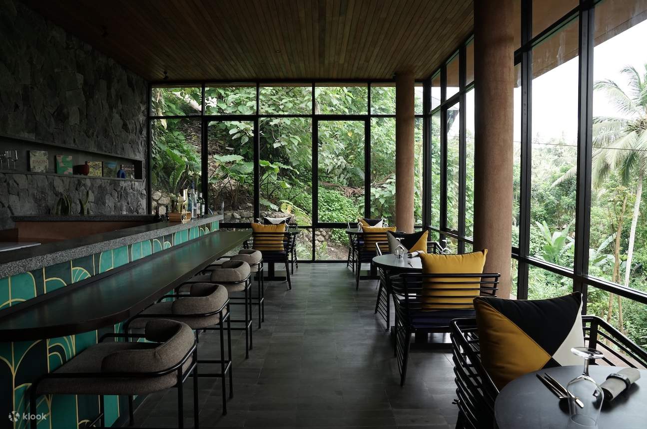 ăn uống sang trọng