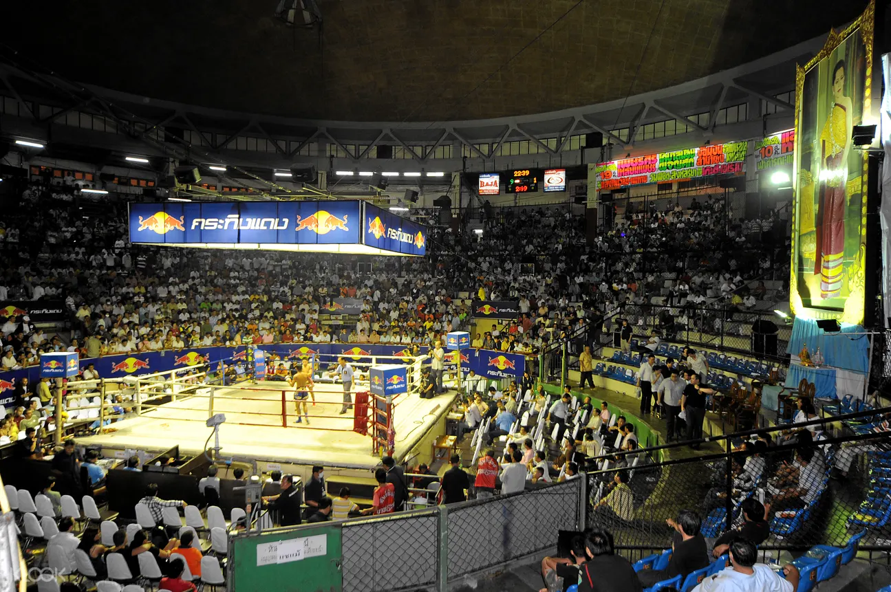 Muay Thai Match at Rajadamnern Stadium