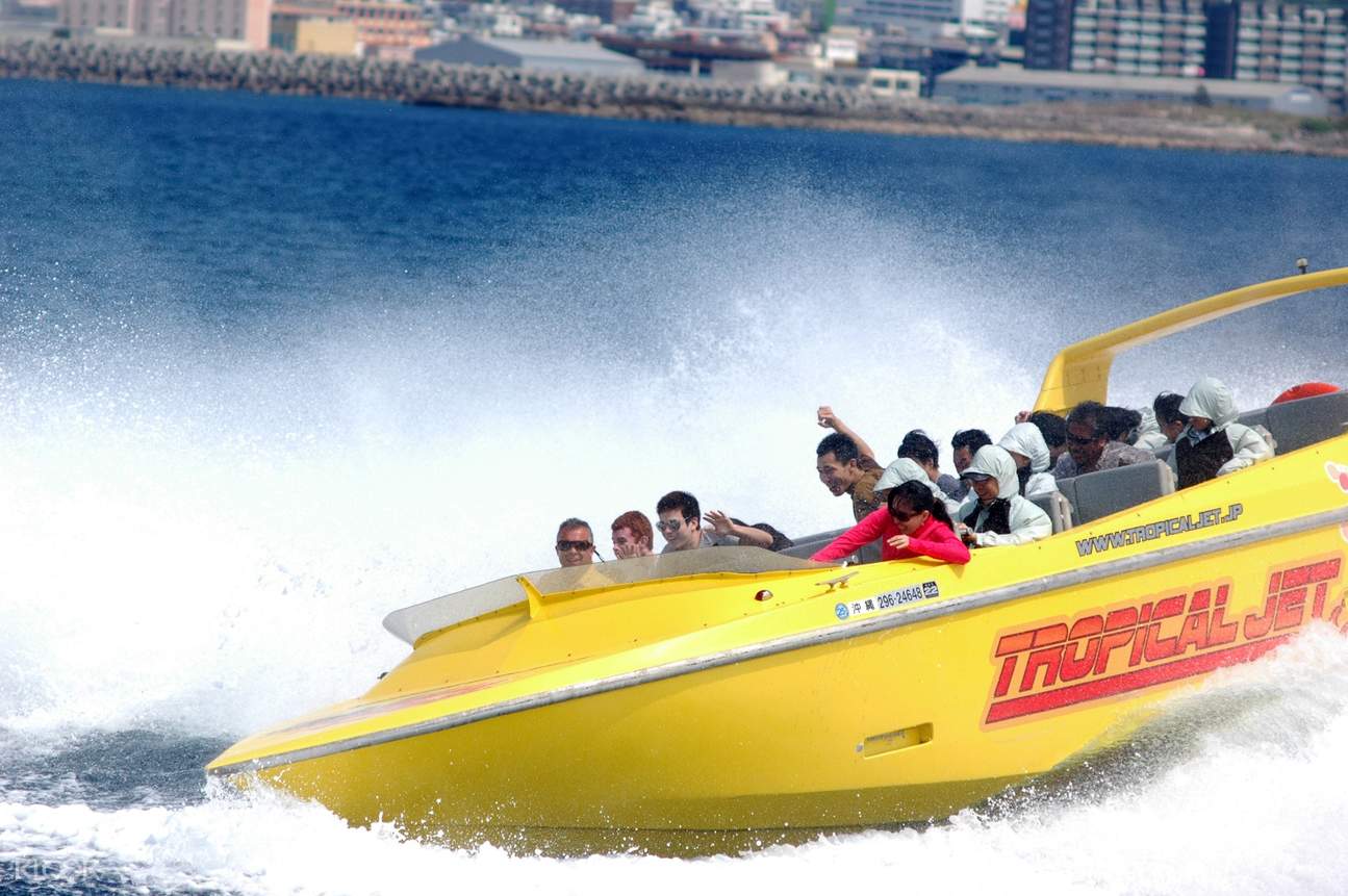 오키나와 고속 제트보트 체험