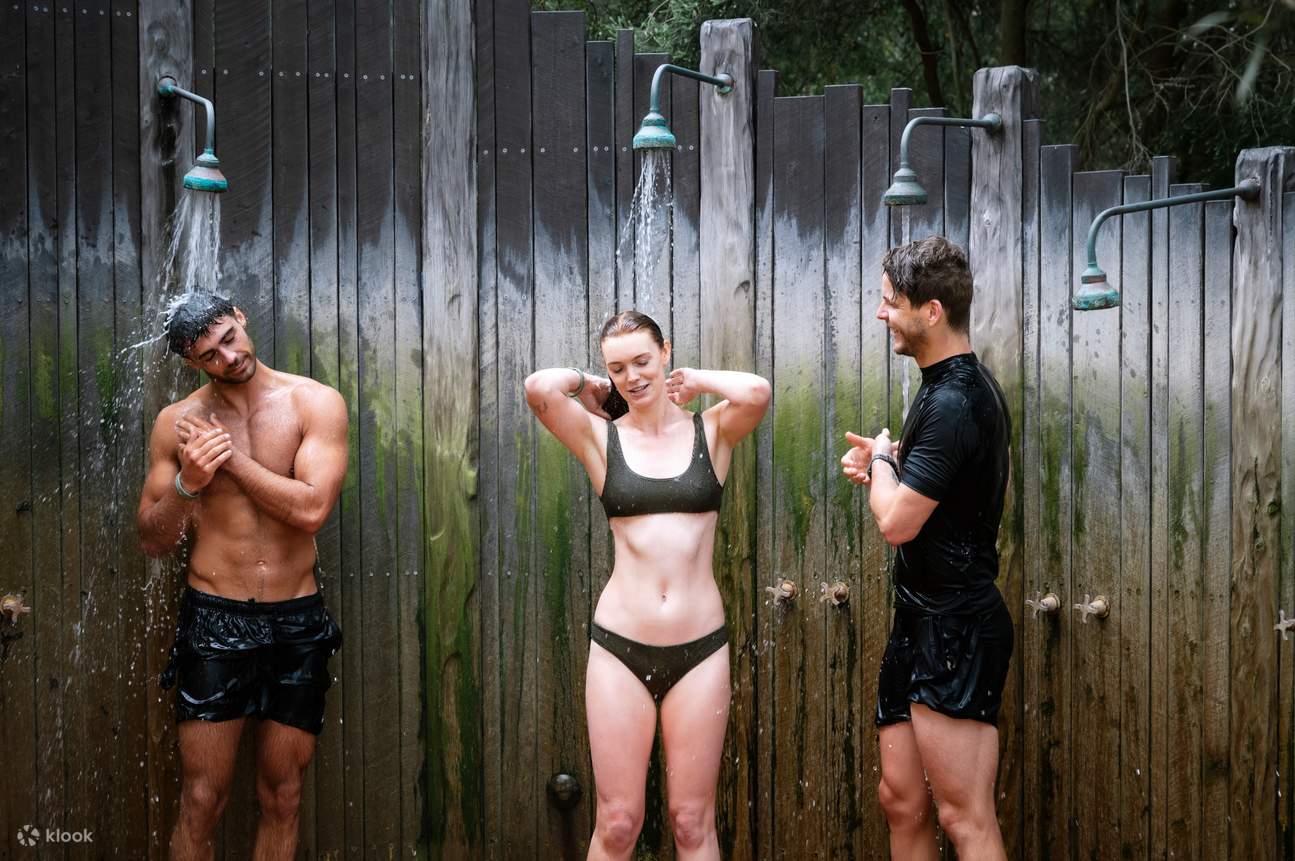 半岛温泉矿泉水淋浴