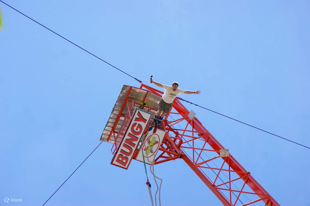 Conquista le tue paure, sfida l'altezza di 50 metri!!