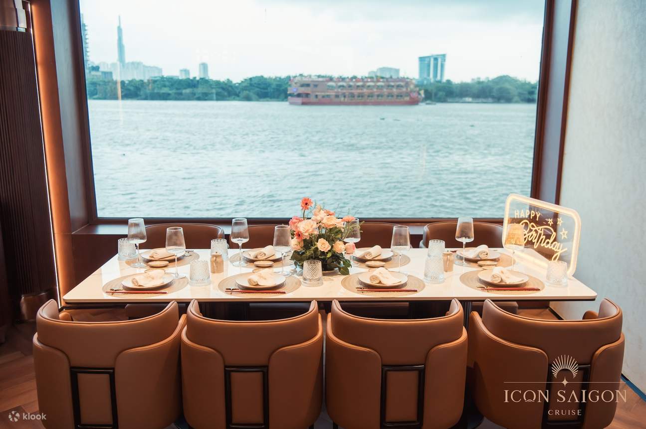 ICON Saigon - 胡志明市的豪华用餐游轮 - Klook