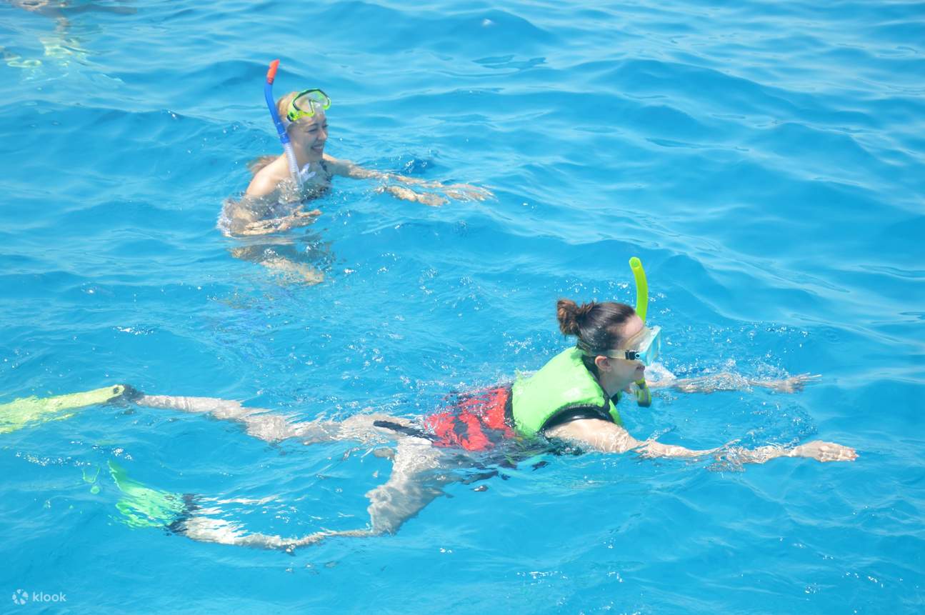 Marsa Mubarak Schnorchelausflug mit Transfer & Mittagessen – Marsa Alam