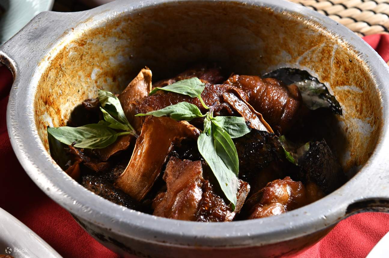 Aoba Taiwanese Cuisine - MRT Zhongshan Station