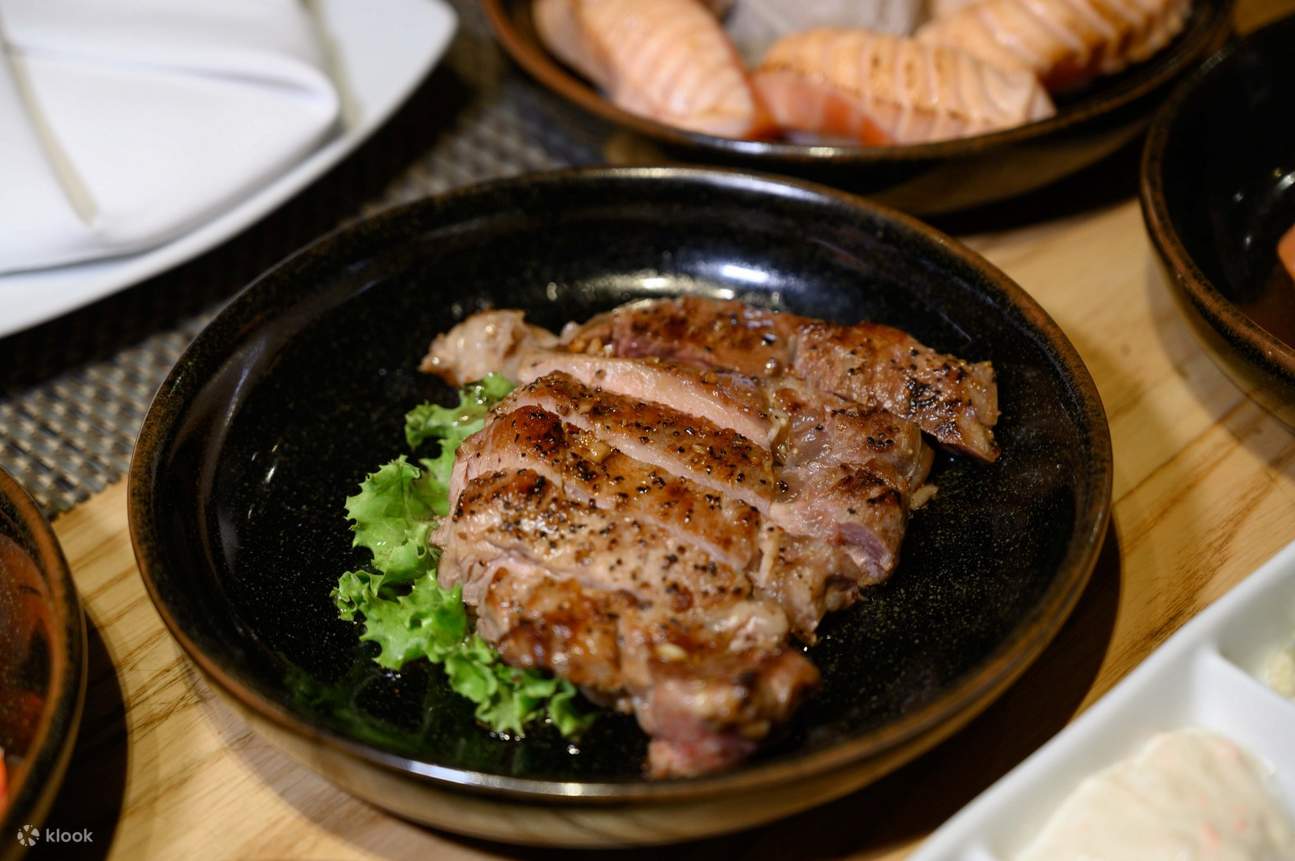 Tiệc tự chọn kiểu Nhật tại Hagi Centara Grand, Central Plaza Ladprao Bangkok