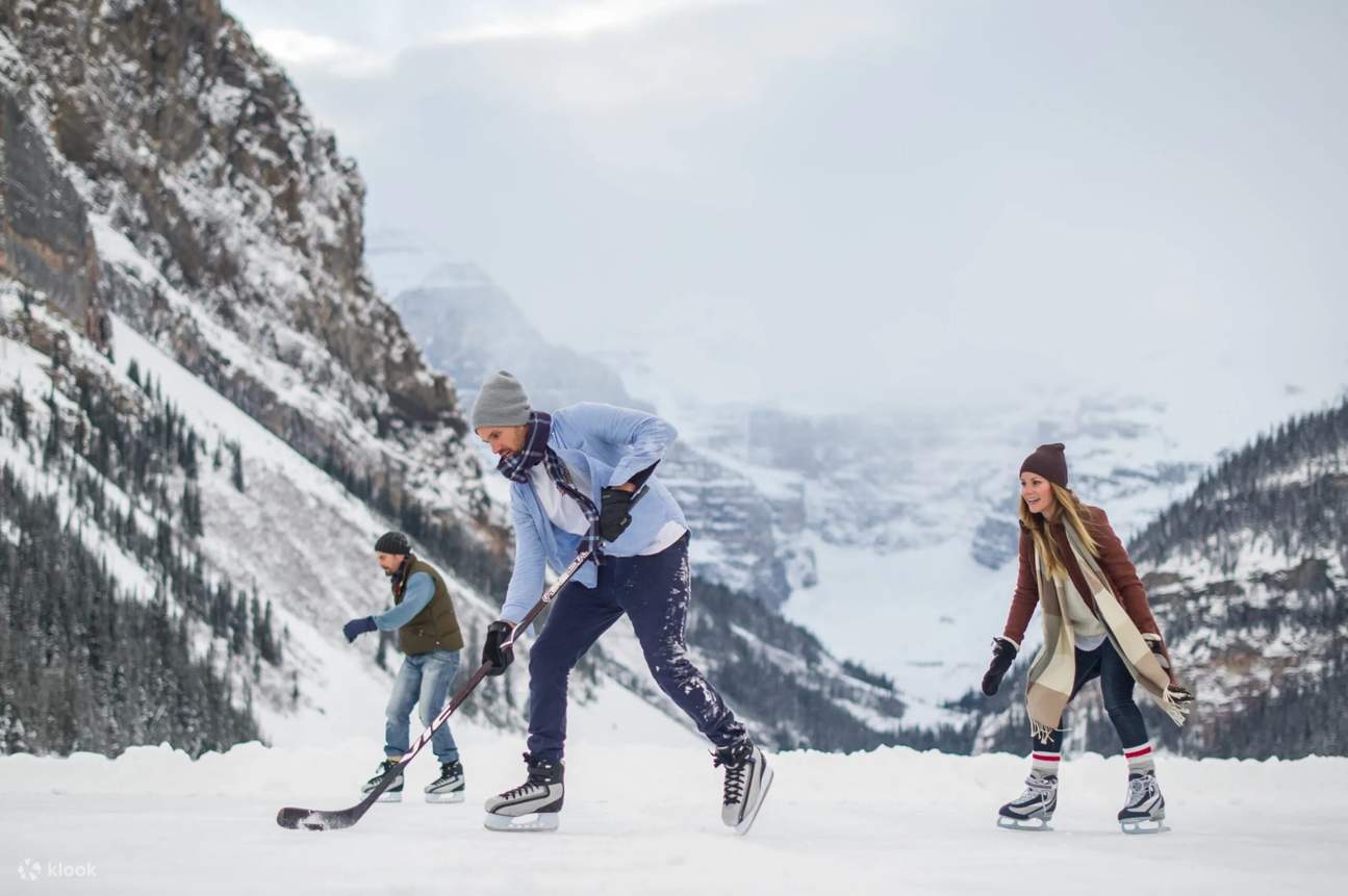 Winter Wonderland Tour at Lake Louise and Johnston Canyon in Banff ...