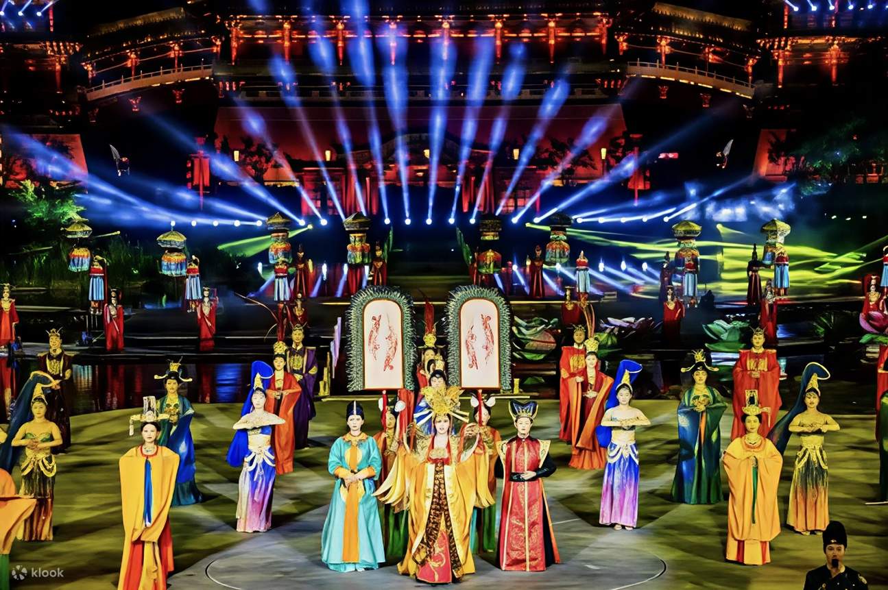 Tarian Phoenix di China