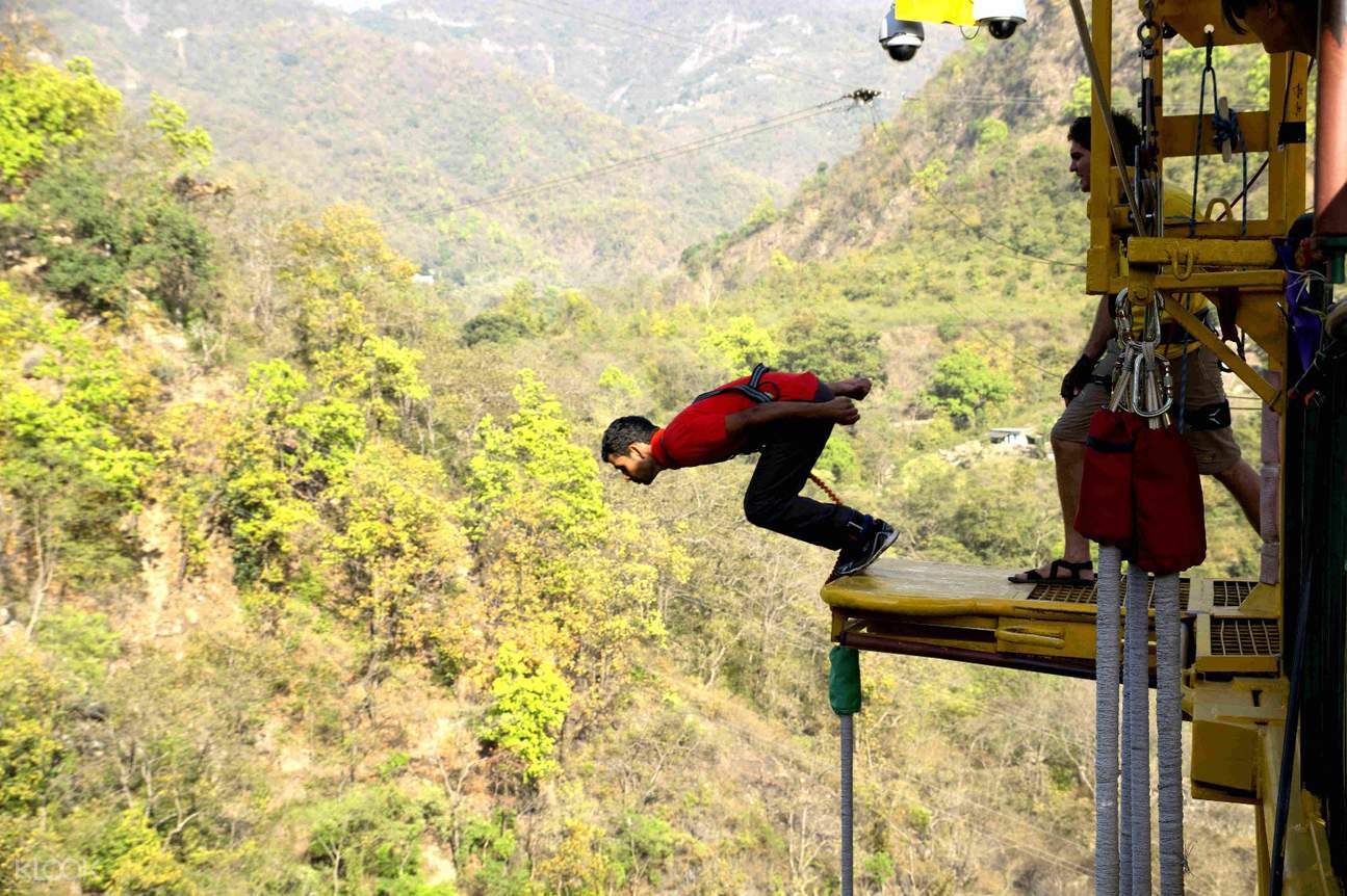 Bungee Jumping in Rishikesh, India