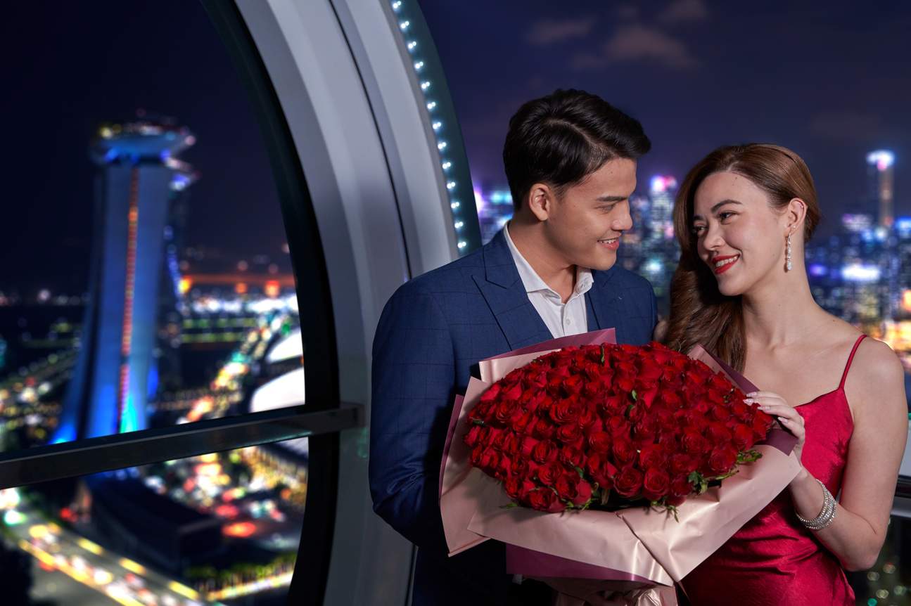 Paquete de cena romántica de San Valentín en el Singapore Flyer